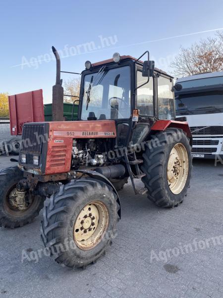 Mtz 952 tractor