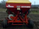 Gaspardo Primapi 400 type 4 metre, 32 row disc small seed drill with 32 rows