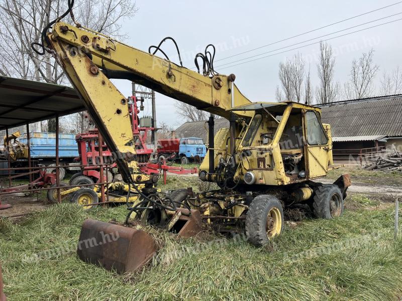 Weimar T174-2 utovarivač (MTZ motor)