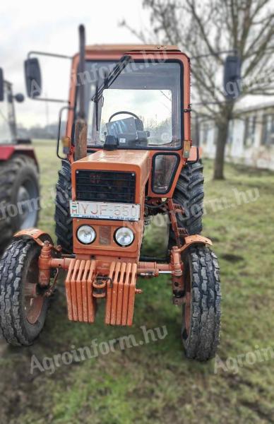 MTZ z silnikiem 550