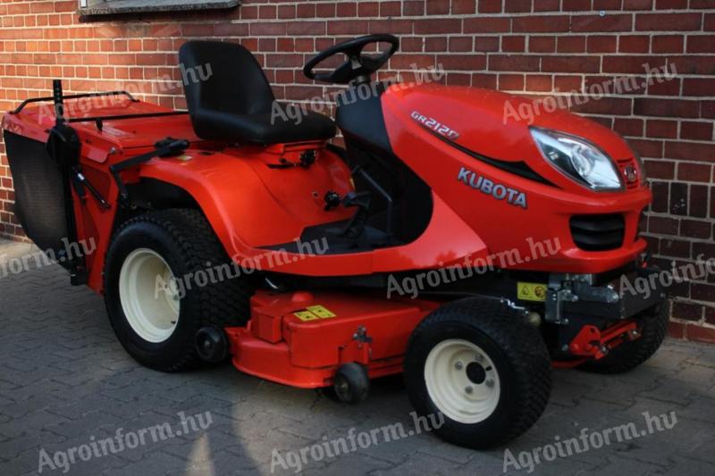 Kubota GR 2120 lawn tractor