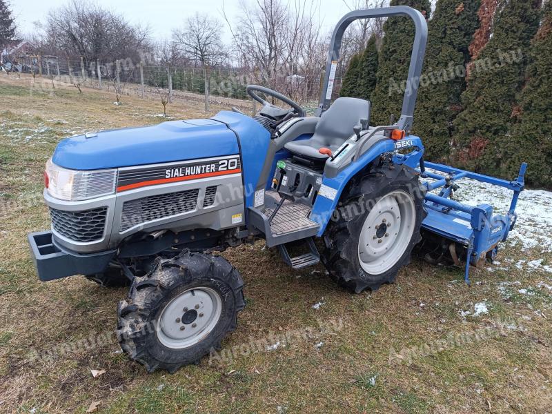 Iseki Sial Hunter 20 Japanese small tractor, Kubota, Yanmar, AGT