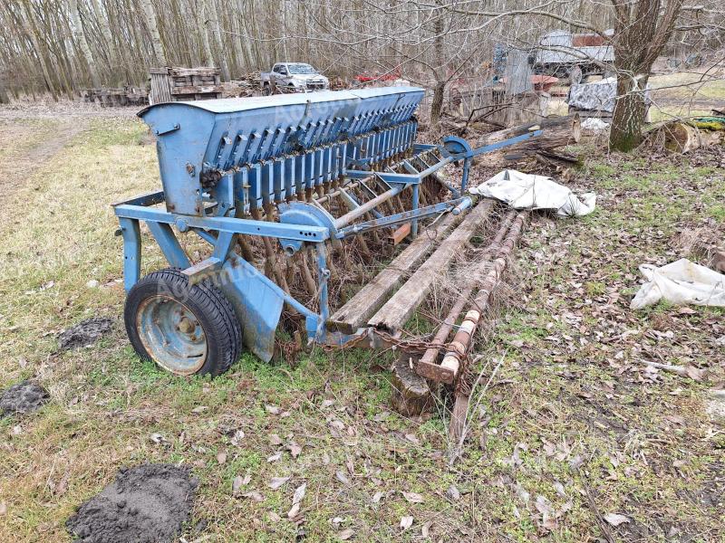 Isaria grain drill
