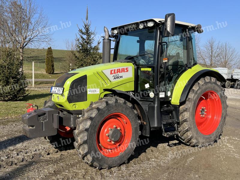 Claas Arion 420