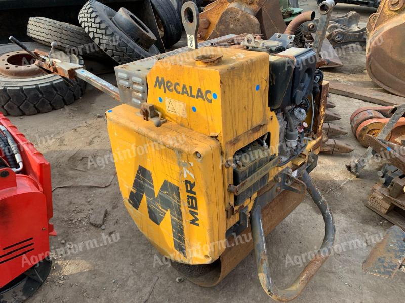 Mecalac MBR71 mini vibracijski valjak