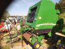 John Deere 582 Maxicut round baler with net