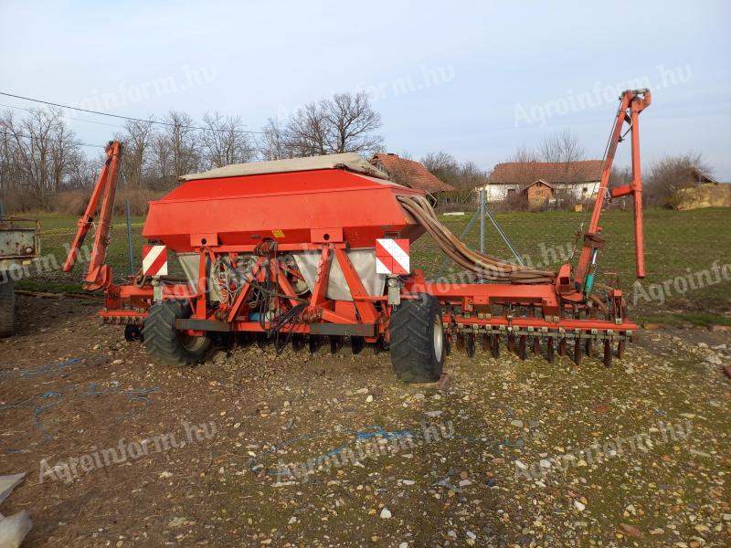 Kverneland Accord DV 6 m grain drill