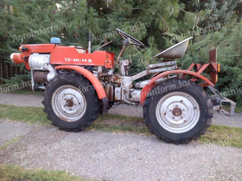 TZ-4K-14B tractor