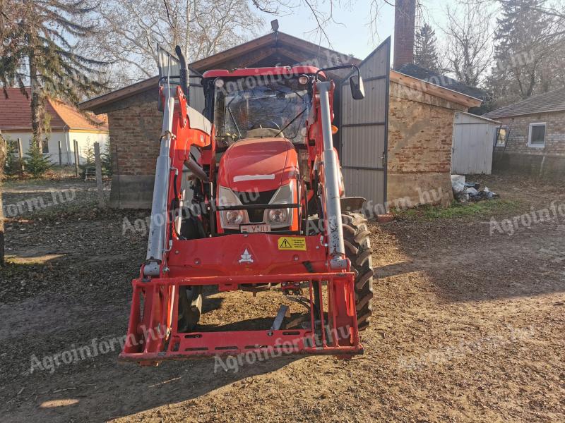 Traktor Zetor Major 80 s čelnim nakladalnikom