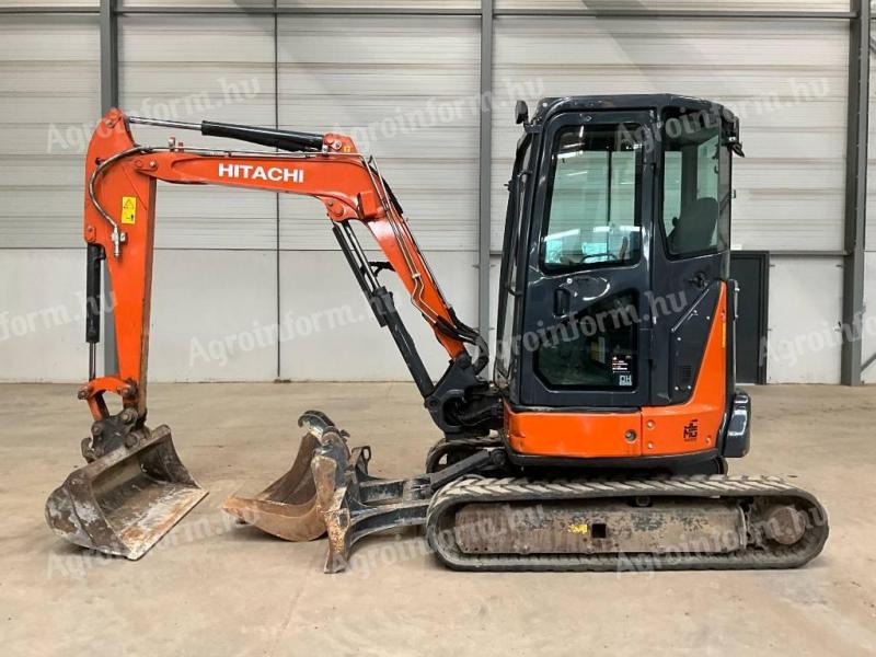 Mini Excavator Hitachi ZX 33 U-6 CLR / 2021 / 2 557 ore de funcționare / Leasing de la 20%