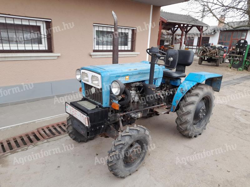 De vânzare Feng-Shou tractor mic