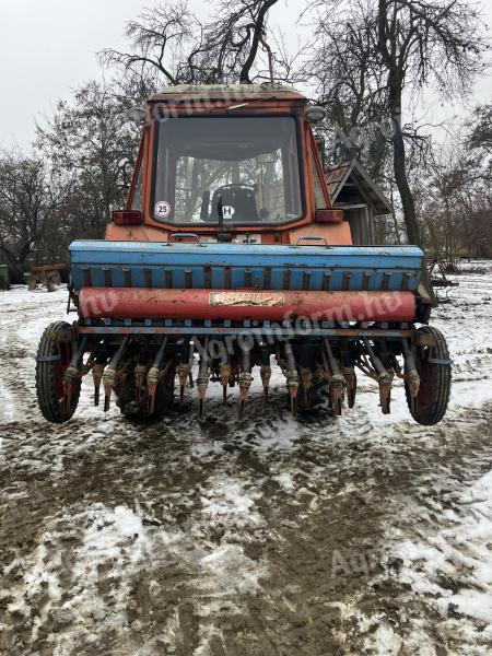 Сејалица на продају