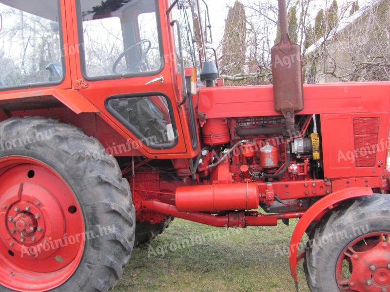 MTZ 552E Traktor zu verkaufen