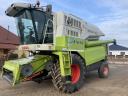 Claas Mega 360 action