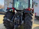 Traktor Massey Ferguson 5713M skladom