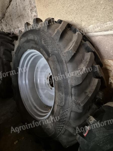 520/85 R38