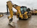 Caterpillar 427F2 backhoe-loader