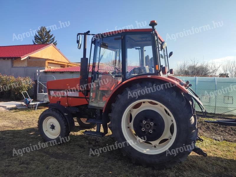 Prodajem traktor Zetor 9520