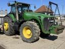 John Deere 8330