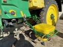 John Deere 732i