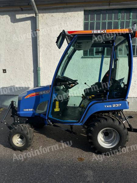 ISEKI TXG 237 TRAKTOR (KABINA)