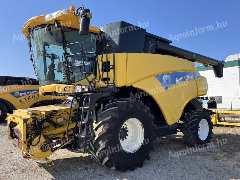 NEW HOLLAND CR9070 VIZ