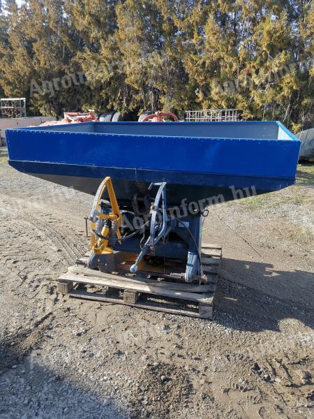 Bogballe fertilizer spreader