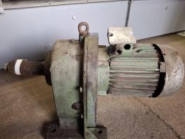 Hajtóműves villanymotor