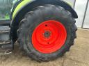 Claas Arion 640