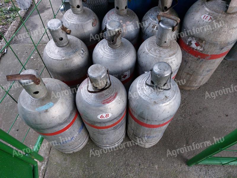PB gas cylinder