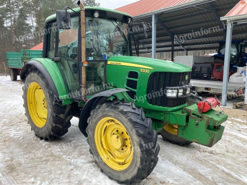 Prodajem traktor John Deere JD 6330