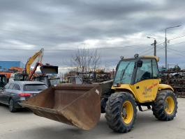 New Holland LM410 teleszkópos rakodó