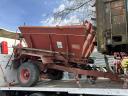 Tornado 5 trailed fertiliser spreader