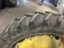 Na prodej John Deere Caterpillar wheel