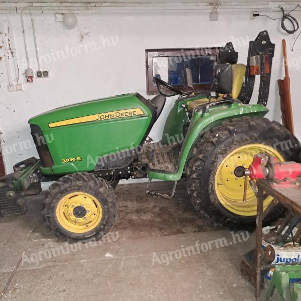 John Deere 3036E all-wheel drive, 900 hours