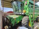 John Deere 2264