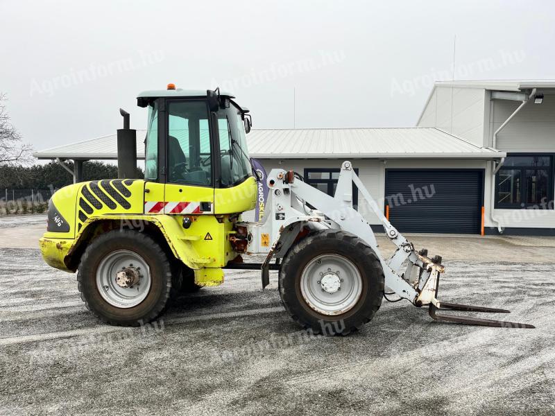 VOLVO L40B-TP/S skid steer loader