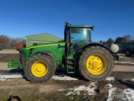 John Deere 8430 PowerShift váltóval
