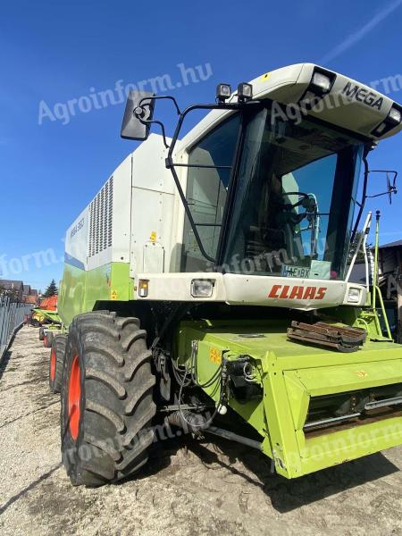 CLAAS Mega 360 kombajn