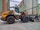 Liebherr L546 front loader with rubber wheels