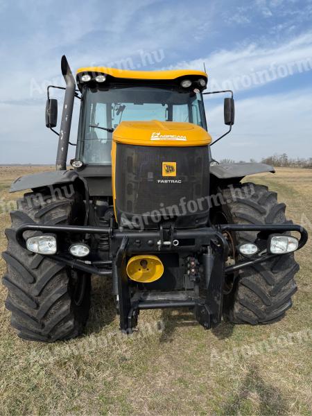 De vânzare JCB Fastrac 3230 Xtra