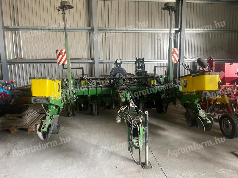 John Deere seed drill