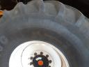 900/60R 32 New Holland Mähdrescherreifen mit Felge