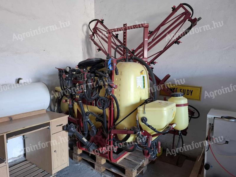 Hardi NK 600/12 sprayer for sale