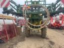 JOHN DEERE 624, TOWED FIELD SPRAYER WITH 27 M SPRAYER WHEEL, 2400 LITRES