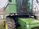 John Deere 2056