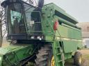 John Deere 2056