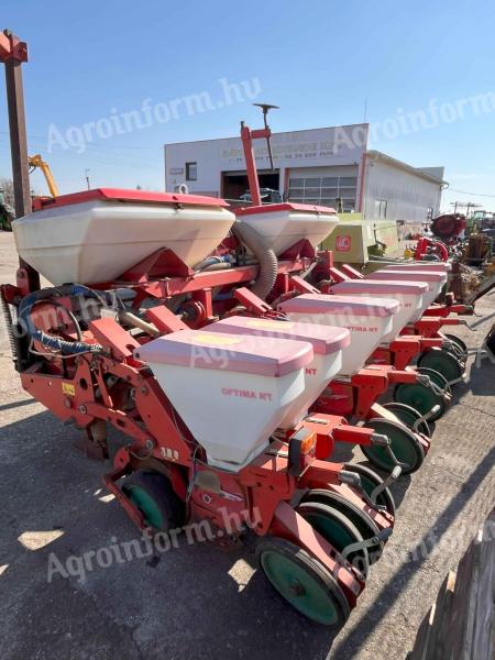 Kverneland ACCORD seed drill per seed