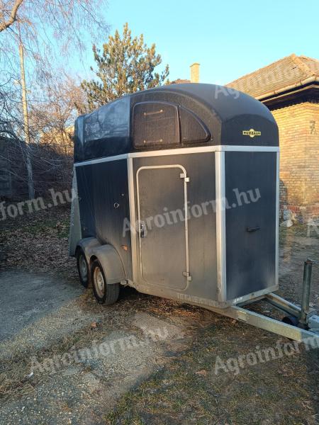 Horsebox de vânzare, Humbaur două 2016