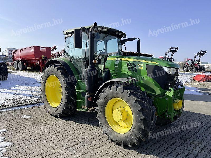 Ciągnik John Deere 6155R